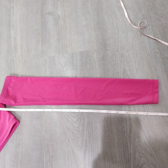 NWT PrettyLittleThing pink silky slinky crop top - Picture 7 of 11